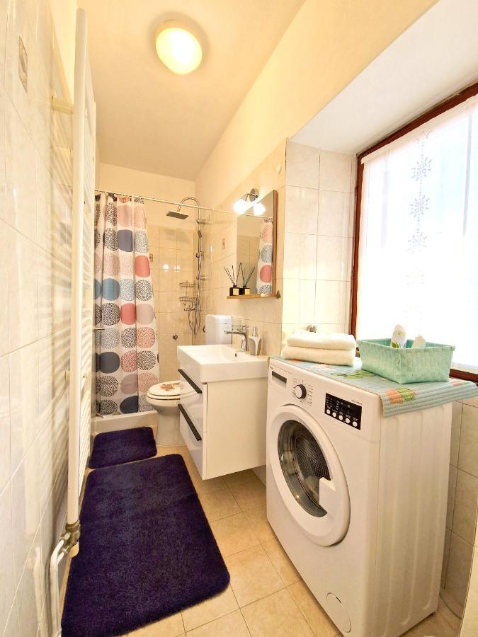 Apartmani Antonija Vozilici Exteriör bild